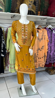 Linen 2PC Shalwar Kameez Ready to wear SS3796