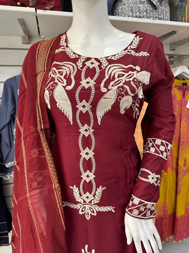 Cambric Maroon 3PC Shalwar Kameez Ready to wear SS3664