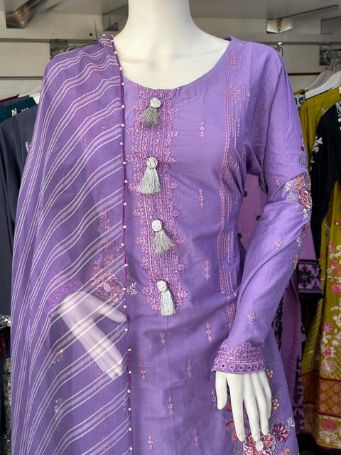 Cotton Chikankari 3PC Shalwar Kameez Ready to wear SS3762