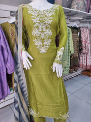 Green 3PC Linen Shalwar Kameez Dress SS3890