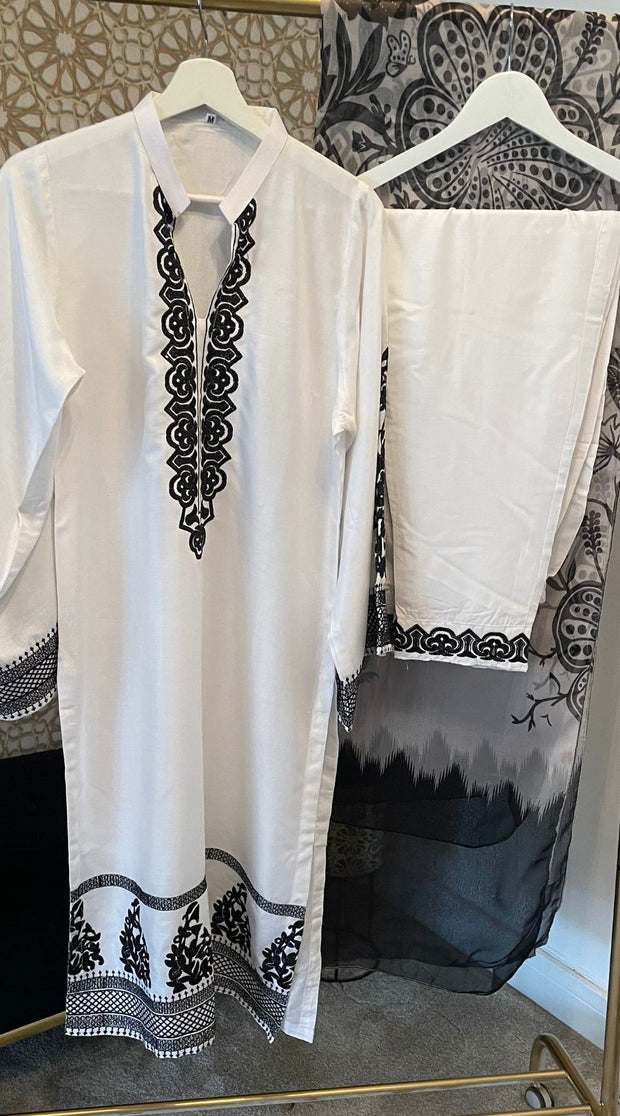 White 3PC Linen Shalwar Kameez Dress SS3877